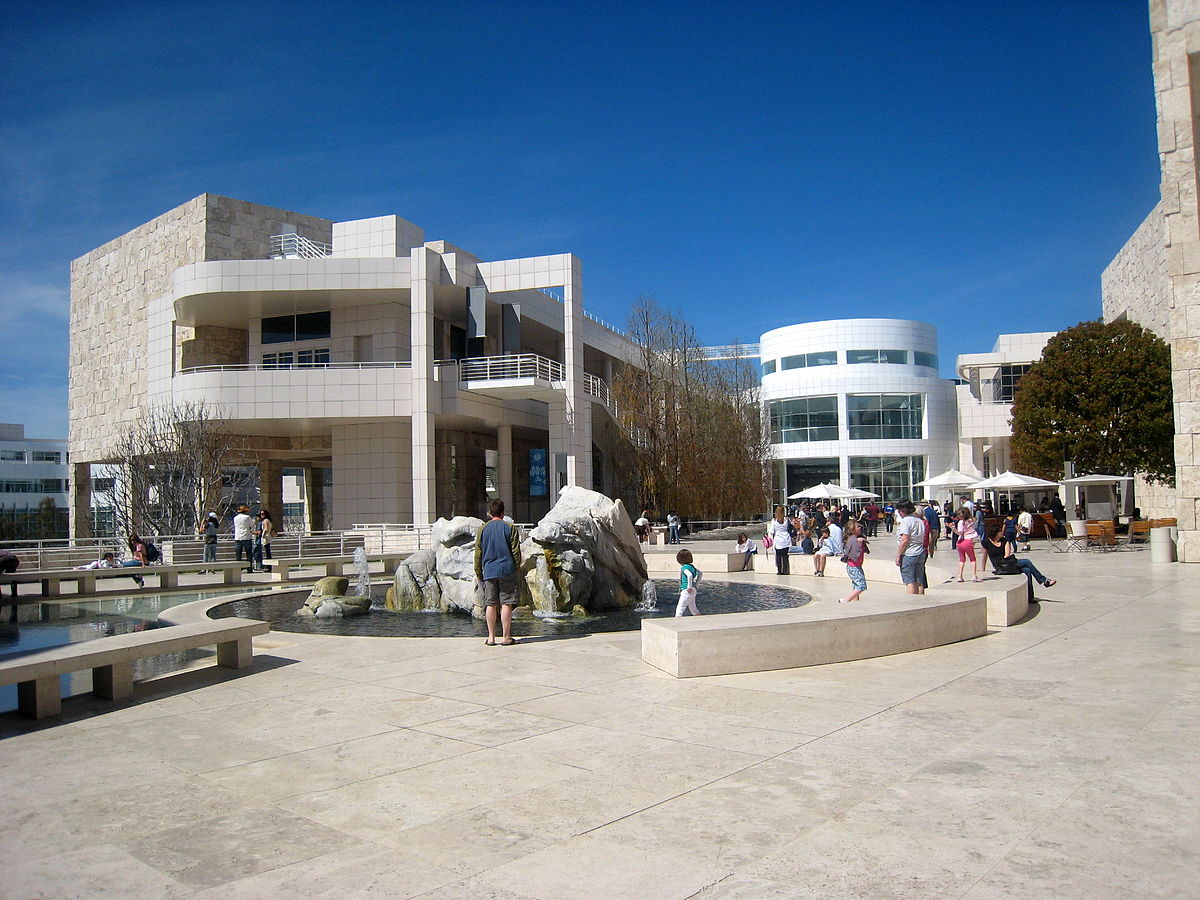 Los Angeles Universities + Museum Tour 1 Day Program
