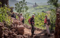 Day Trip by Foot in Atlas Mountains From Marrakech * Journée à pied dans l'Atlas