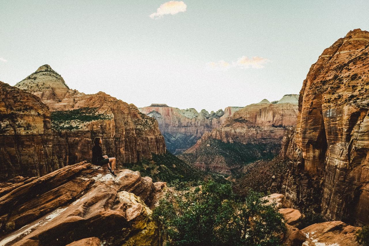 Las Vegas - Grand Canyon West Rim Luxury Bus Tour