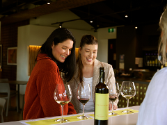 Petaluma Yellow Label - Distinguished Vineyards 