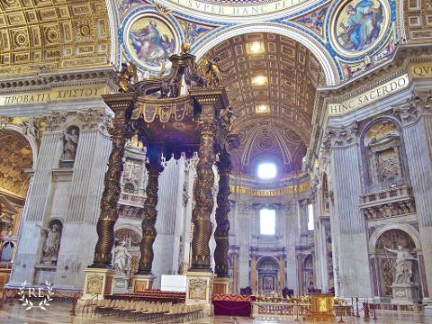 Early Morning Vatican Experience — Small Group Tour