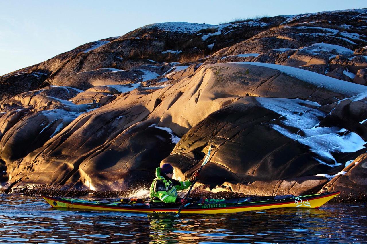 ISKGA Winter kayaking & Sea Survival