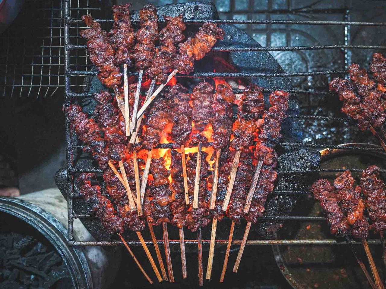 Siem Reap Evening Food Tour at Sunset