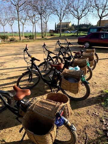 Private Uncover Medieval Villages of Empordá - with optional ebike