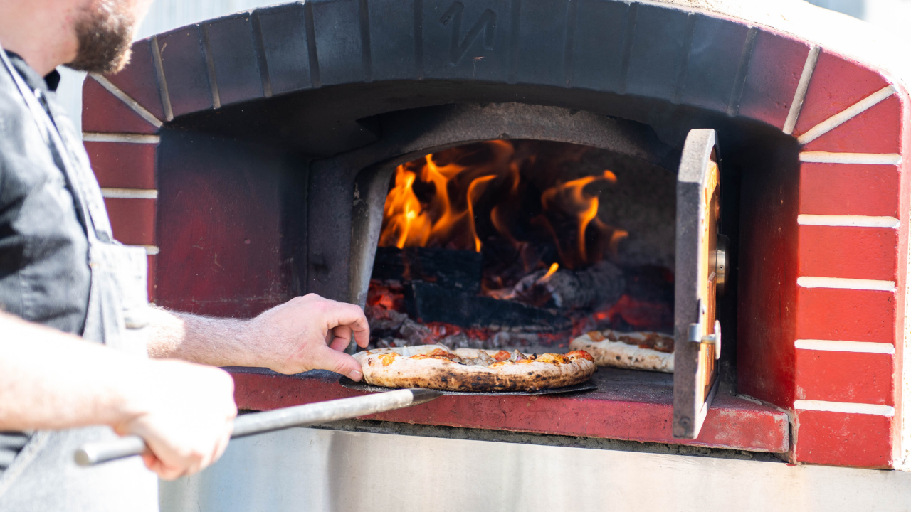 Last Days Of Summer Wine And Wood Fired Pizza Rowlee Wines Reservations 