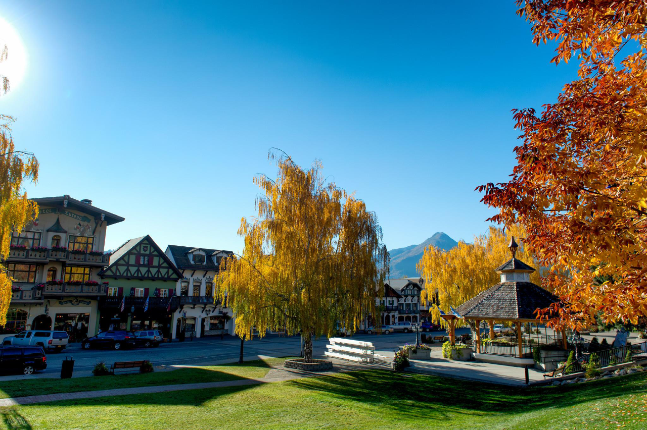 Leavenworth Autumn Day Excursion