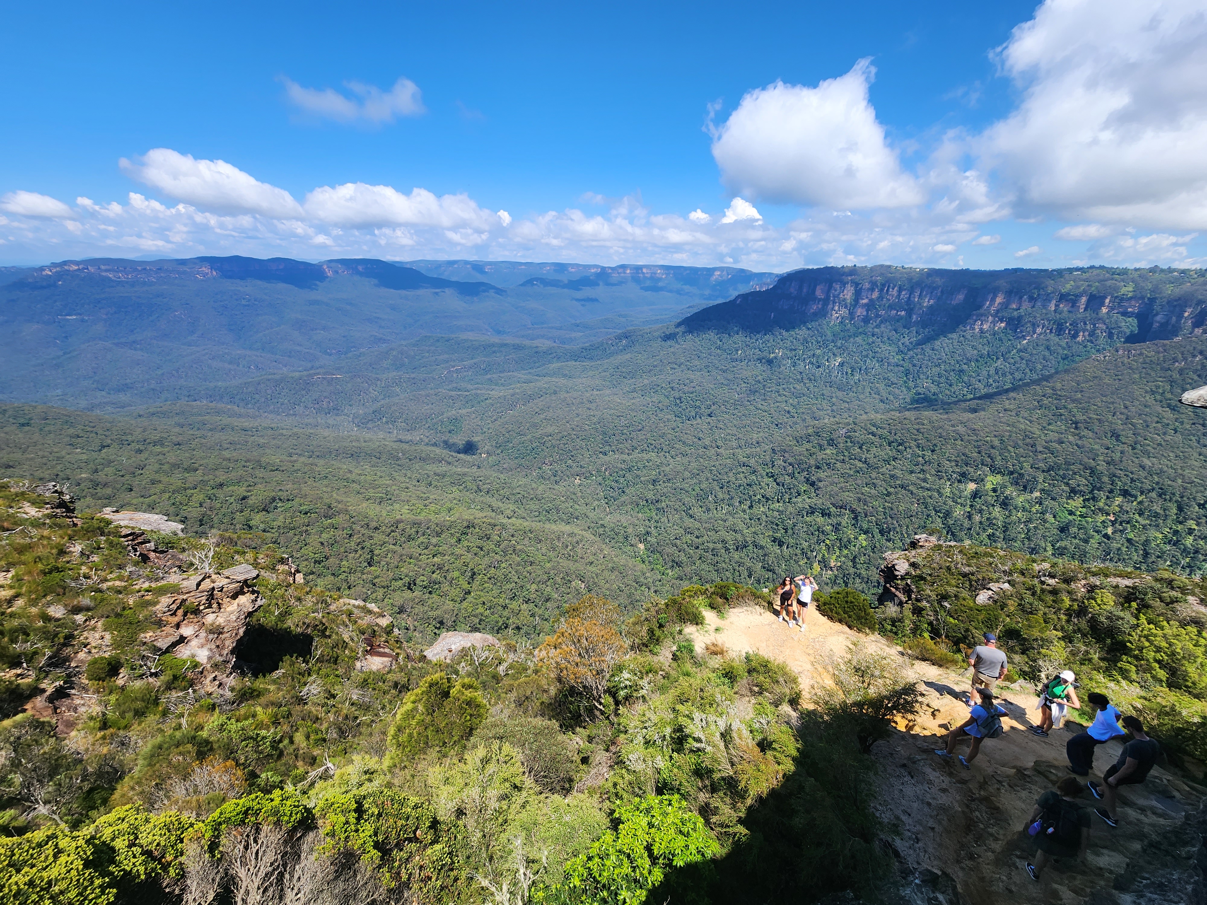 Blue Mountains Full Day Adventure with Waterfall Nature Walk | Lunch included
