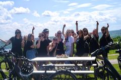 Visite guidée de l'Île d'Orléans en vélo électrique // Guided E-bike tour on Île d'Orléans