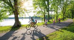 Quebec City : Cote de Beaupré - EBike Tours ( 39 km / 24.5 M) 5h 