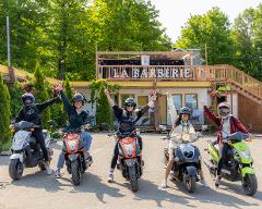 Quebec City: Guided Scooter Tour of Île d'Orléans – Explore Scenic Wonders / Tour Guidé en Scooter de l'Île d'Orléans