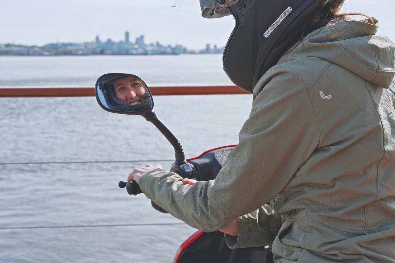 Location Scooter simple (1 personne) // Single Scooter rental (1 person