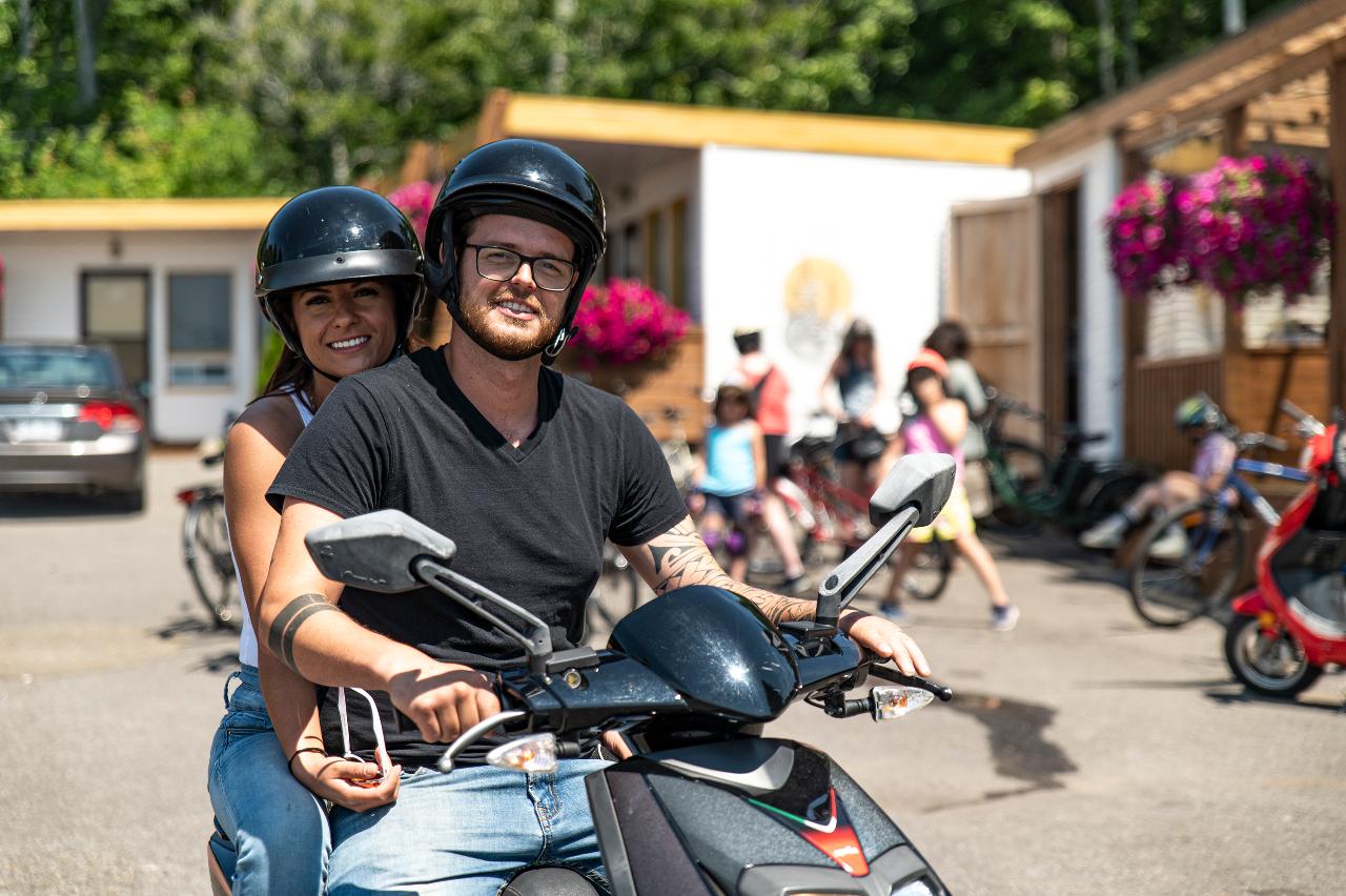 Scooter rental on Île d'Orléans