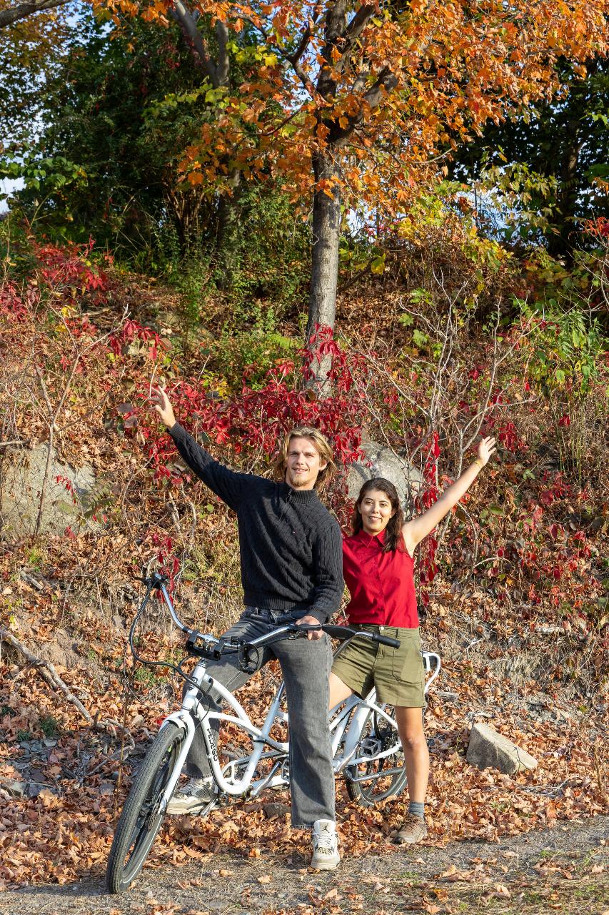 Quebec City: Location Tandem électrique / Electric Tandem rental on Ile d'Orleans
