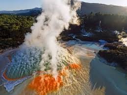 Rotorua Tour including Wai-O-Tapu from Auckland  (small groups)  CA