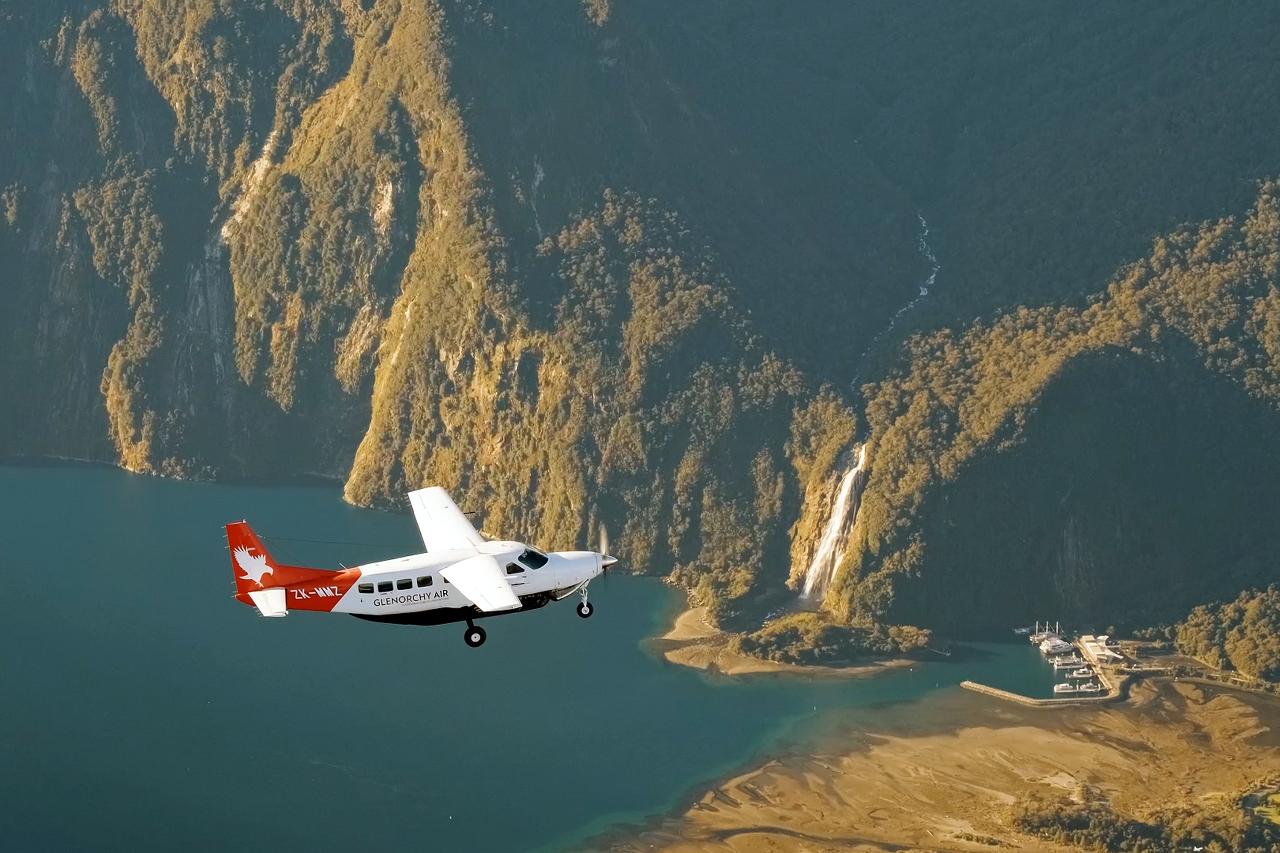 Premium Milford Sound Small group tour from Queenstown - Bus - Cruise - Fly 