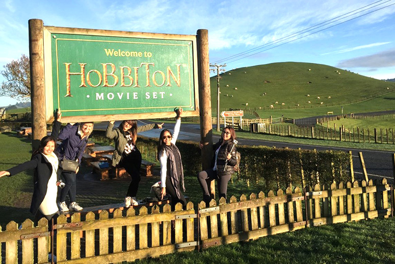Hobbiton Movie Set Small Group Tour from Auckland