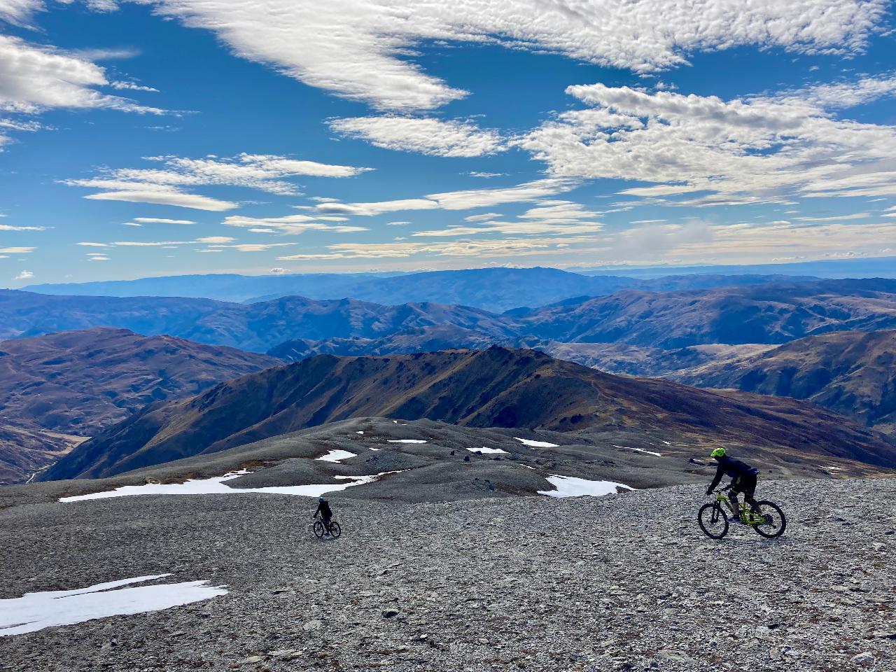 Remarkables Double Descent 