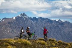 Full Day Coronet Peak EPIC - Shuttles, lift pass & late Arrowtown pick up!