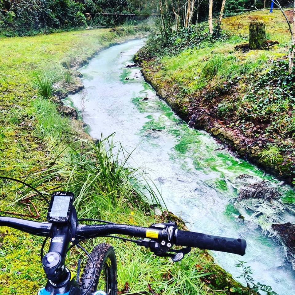 Huka Falls River trail loop E bike private tour
