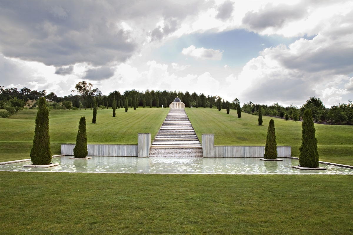 Mayfield Spring Festival - See 75 hectares including the Mayfield Maze - Group