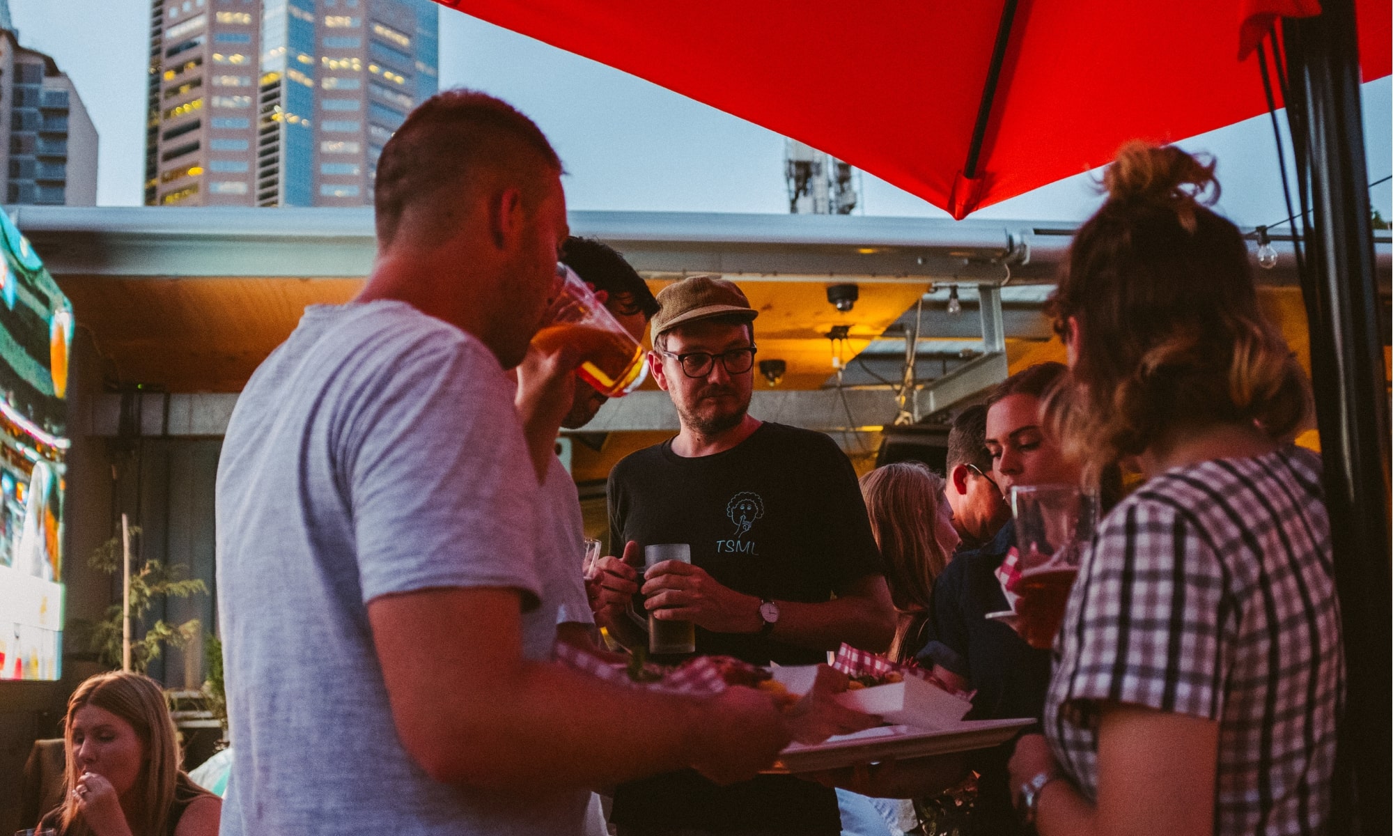 Boozy History And Hidden Bars Tour