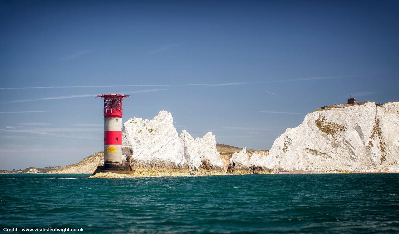 Isle of Wight Tour with local guide - Wed 9th Oct 2024