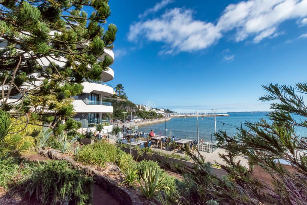Torquay Turkey & Tinsel 4* Belgrave Sands Hotel Fri 2nd Dec 2022 Highcliffe Coach Torquay Turkey & Tinsel 4* Belgrave Sands Hotel Fri 2nd Dec 2022 Highcliffe Coach