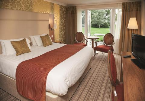 Warner - 3* Sinah Warren Hotel - Mon 11th Feb 2019 - Highcliffe Coach  Holidays Reservations