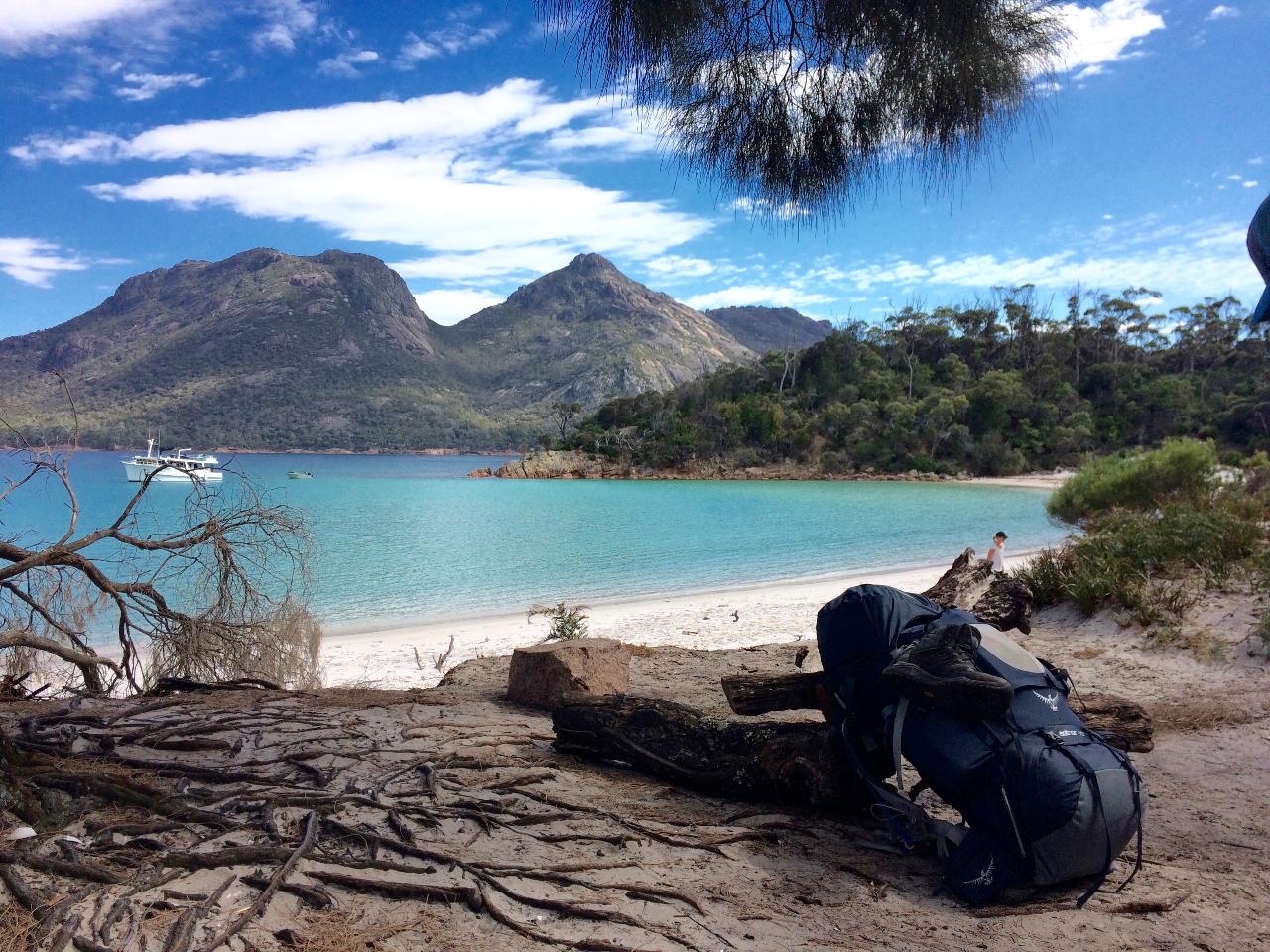 wineglass bay and freycinet national park tour