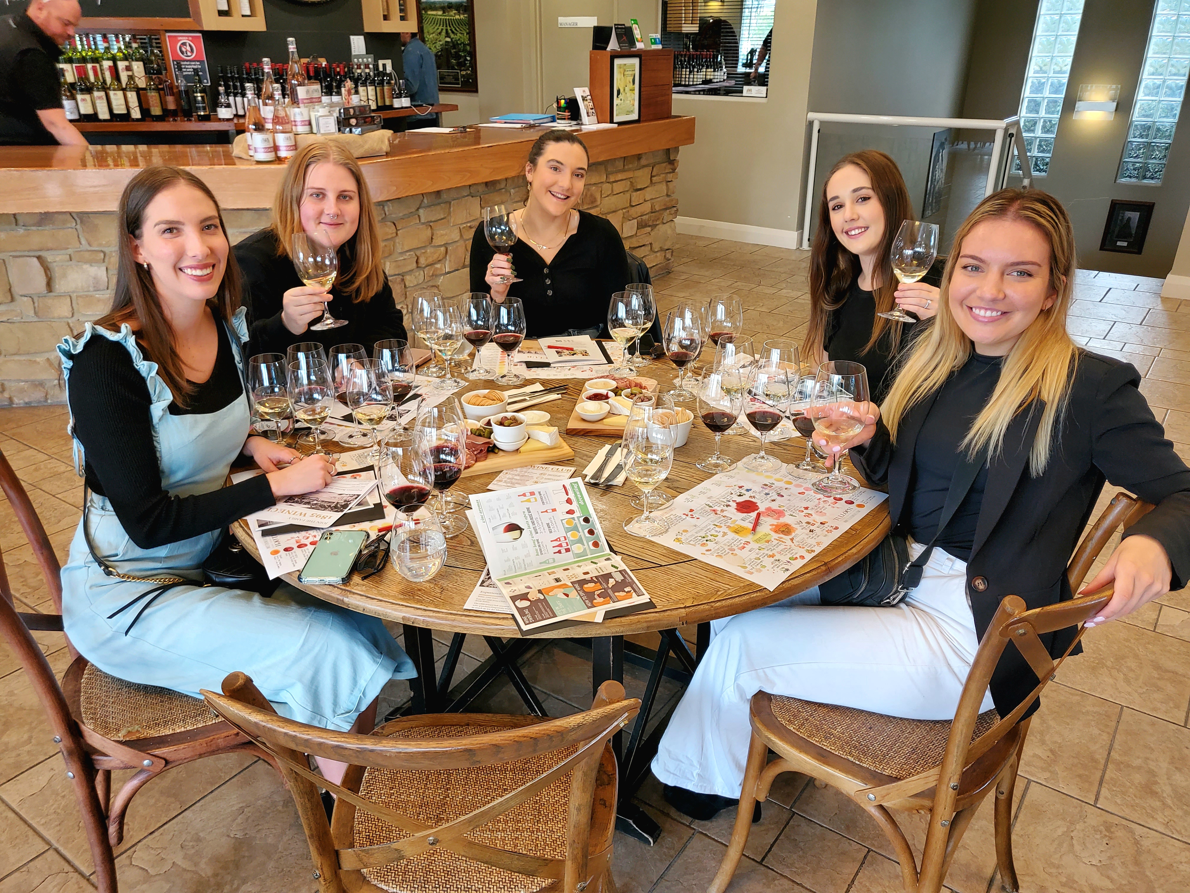 Wine, Food & Vine Tour with behind the scenes
