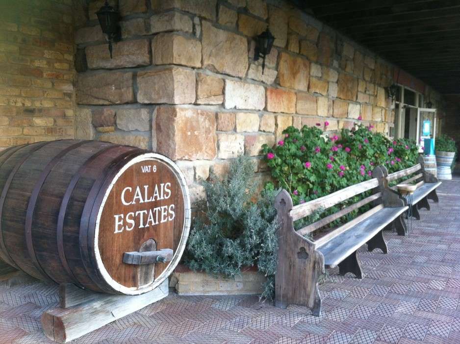HOP 1 - Boarding at Calais Estate Winery / Verandah Restaurant (Express Pass)