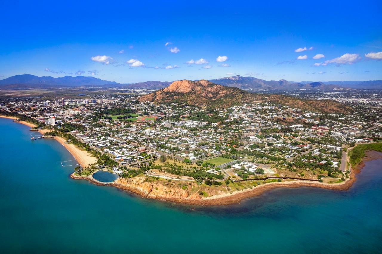 Aeroplane Trial Flight - Townsville (you fly the aeroplane!)