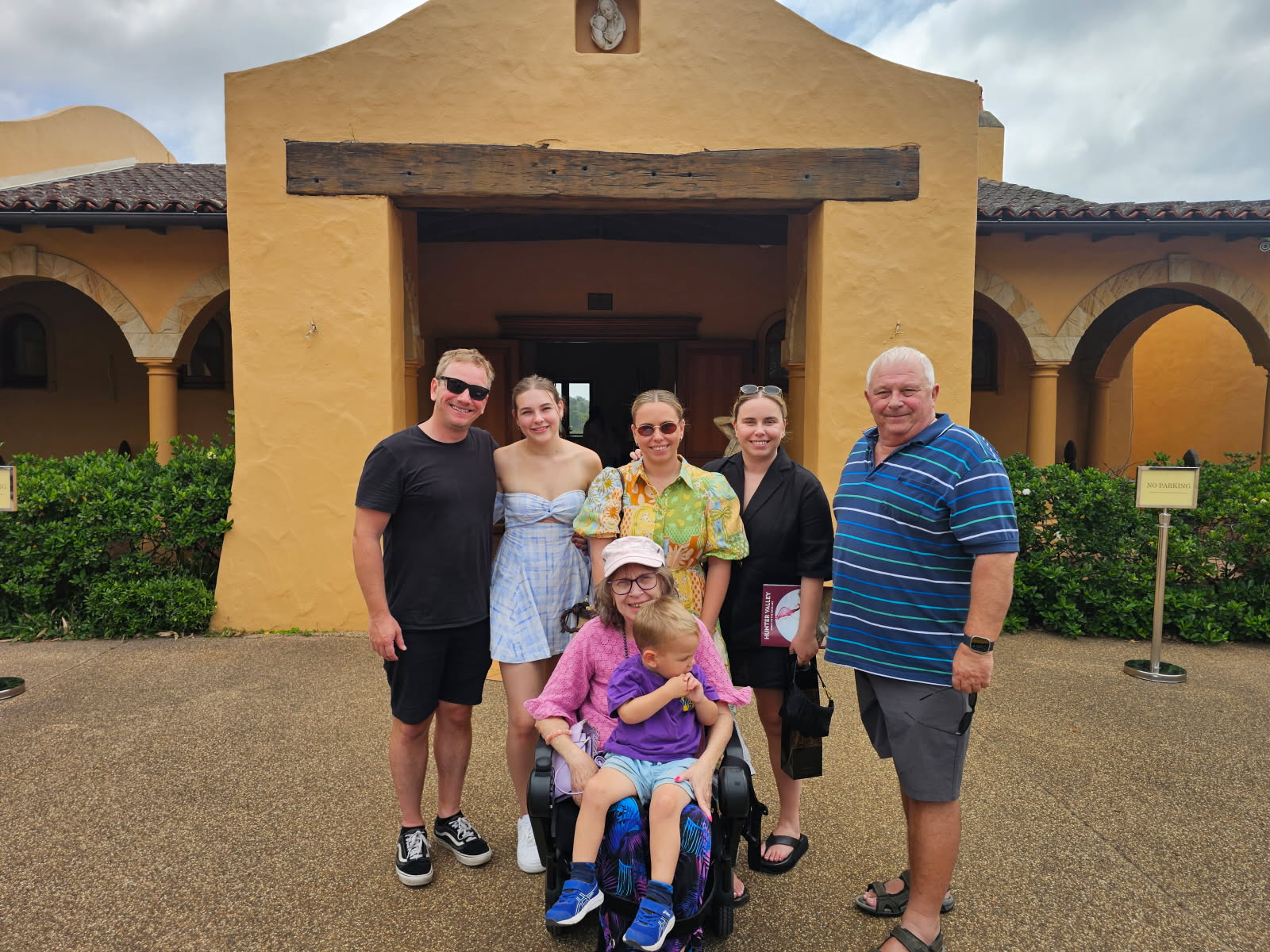 Join - An Ultimate Mid-Day Wine Tour with Lunch. Accessible