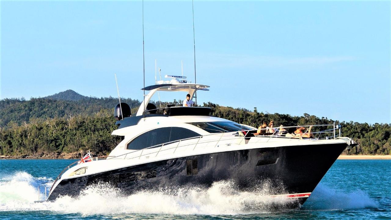 'La Mar' Private Charter (Max 12 Passengers)