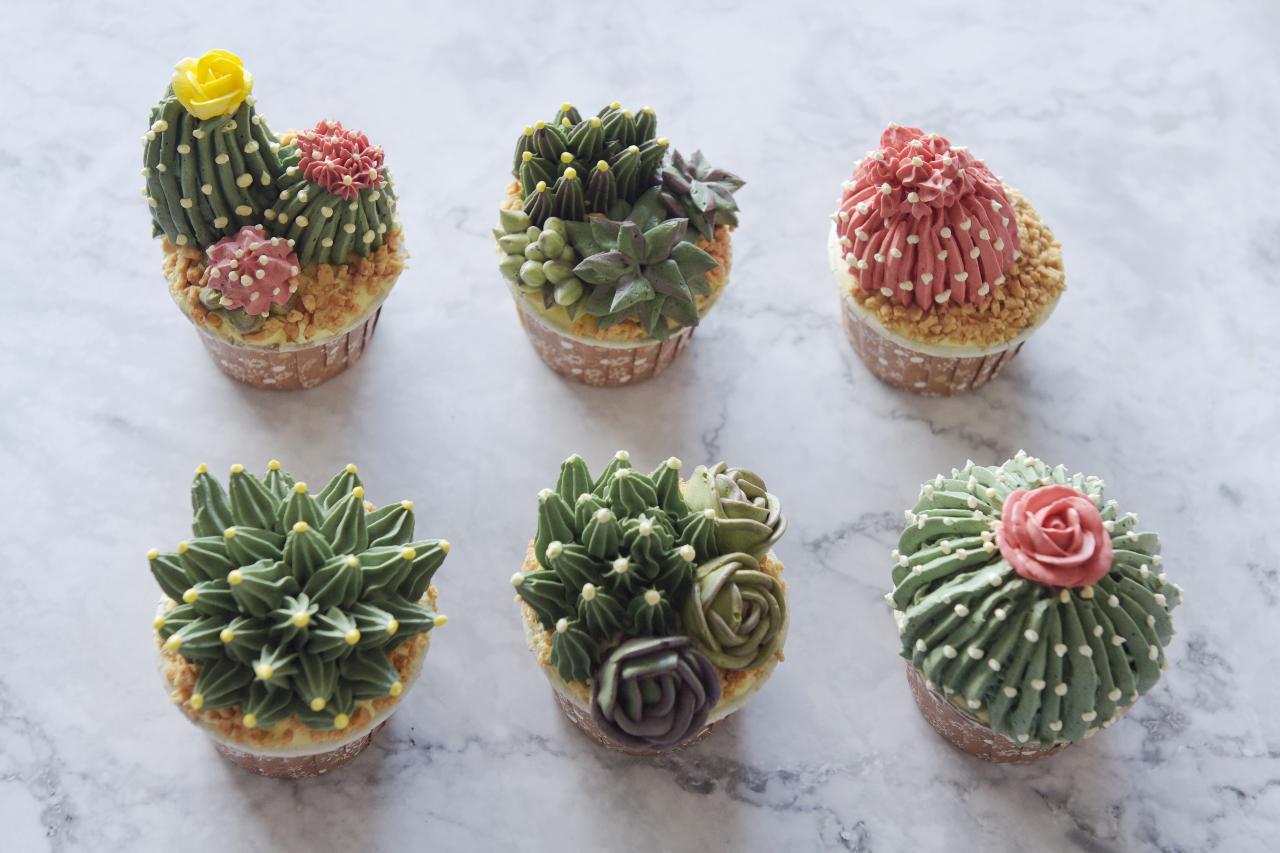 Buttercream Piping Succulent Art Cake Decoration Workshop A2