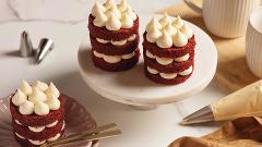 Red Velvet Mini Cakes Class