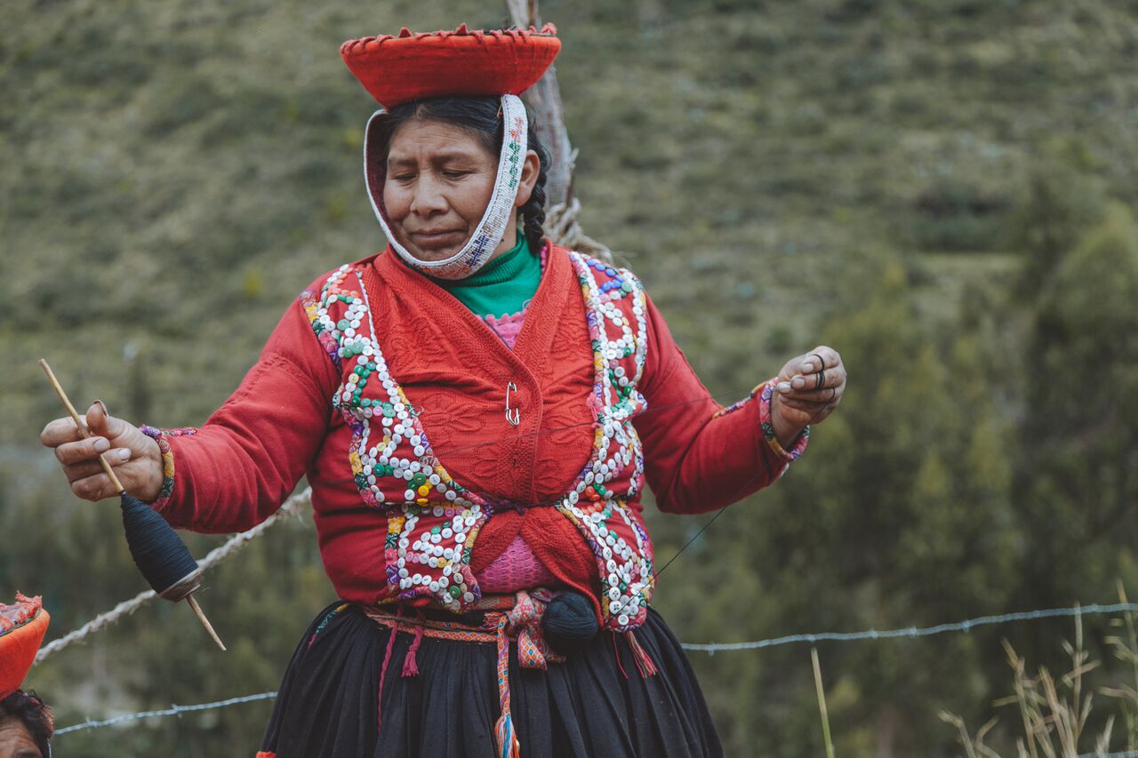 Ollantaytambo Artisan Visit (2pm)