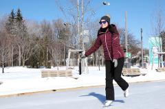 Location patins/Skate rental at Parc Jean-Drapeau