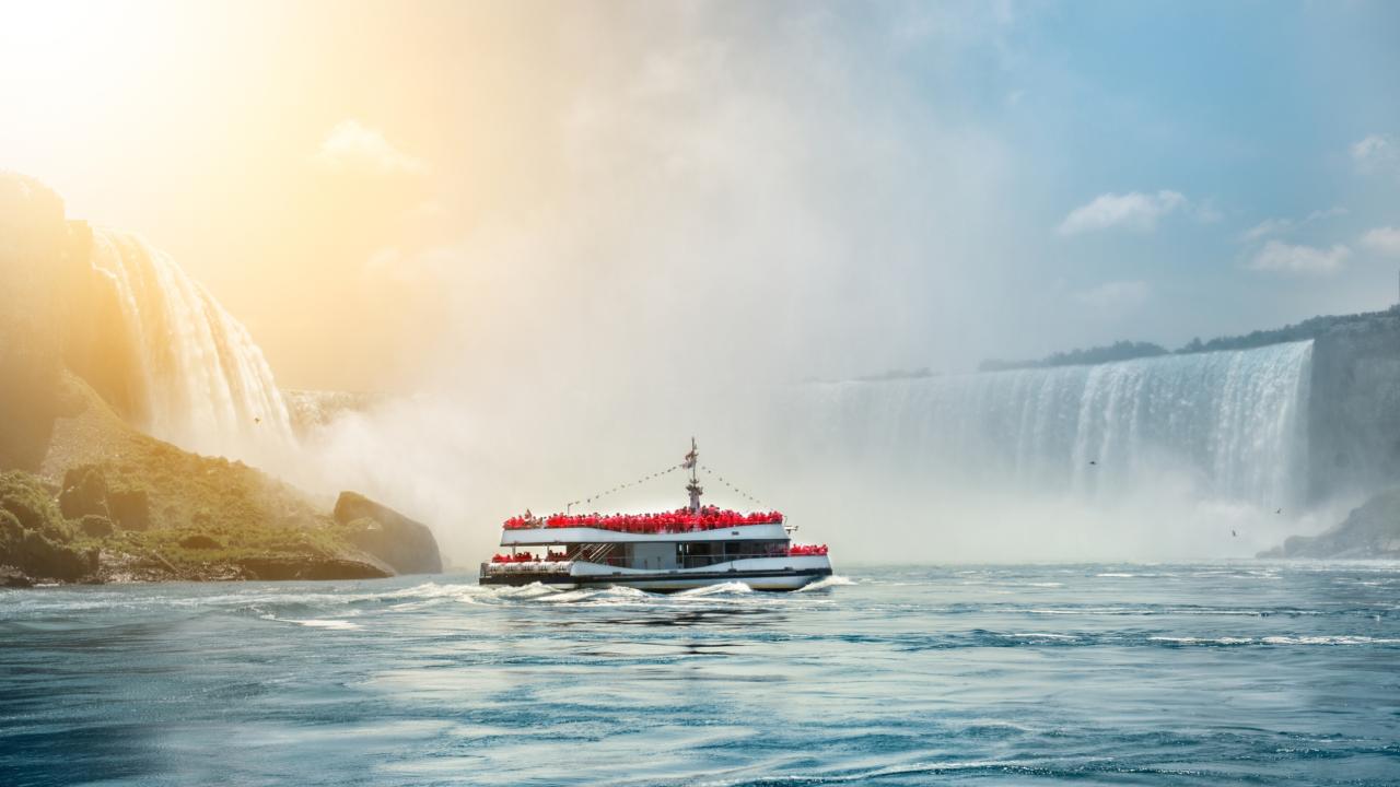 Niagara Falls Evening Scenic Tour From Oakville