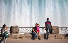 Toronto to Niagara Falls Half Day Private Tour (upto 4 people)