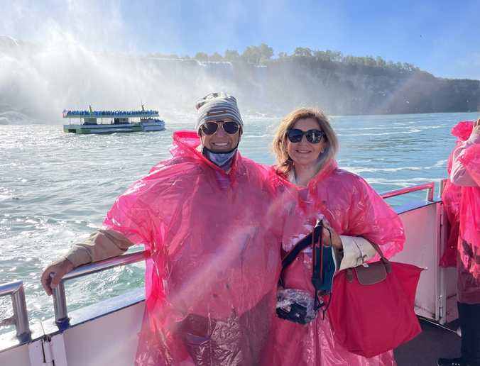 Niagara Falls Private Tour From Brampton Upto 14 People