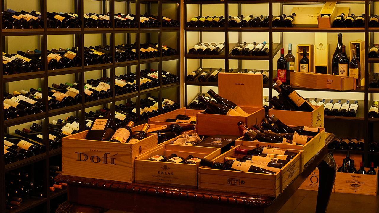 Athens Wine Tasting. Discover premium local wines from 8 different corners of Greece