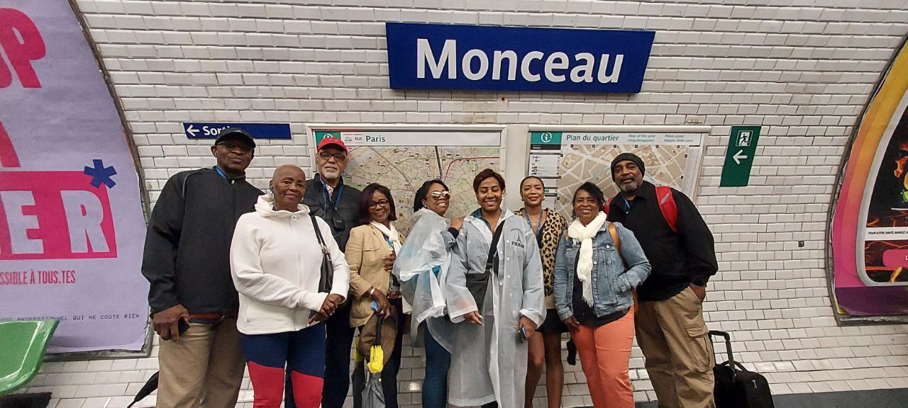 Two-Thirds Day Walking / City Bus Tour (10 am - 3:30 pm) 