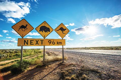 Xplore Eyre - Adelaide to Perth 9 Day Tour - The Great Australian Wilderness Journey