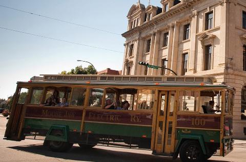 Tales of the Jaw Historic Trolley Tour Downtown Tour Pick up