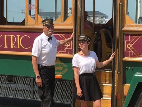 Tales of the Jaw - Historic Trolley Tour