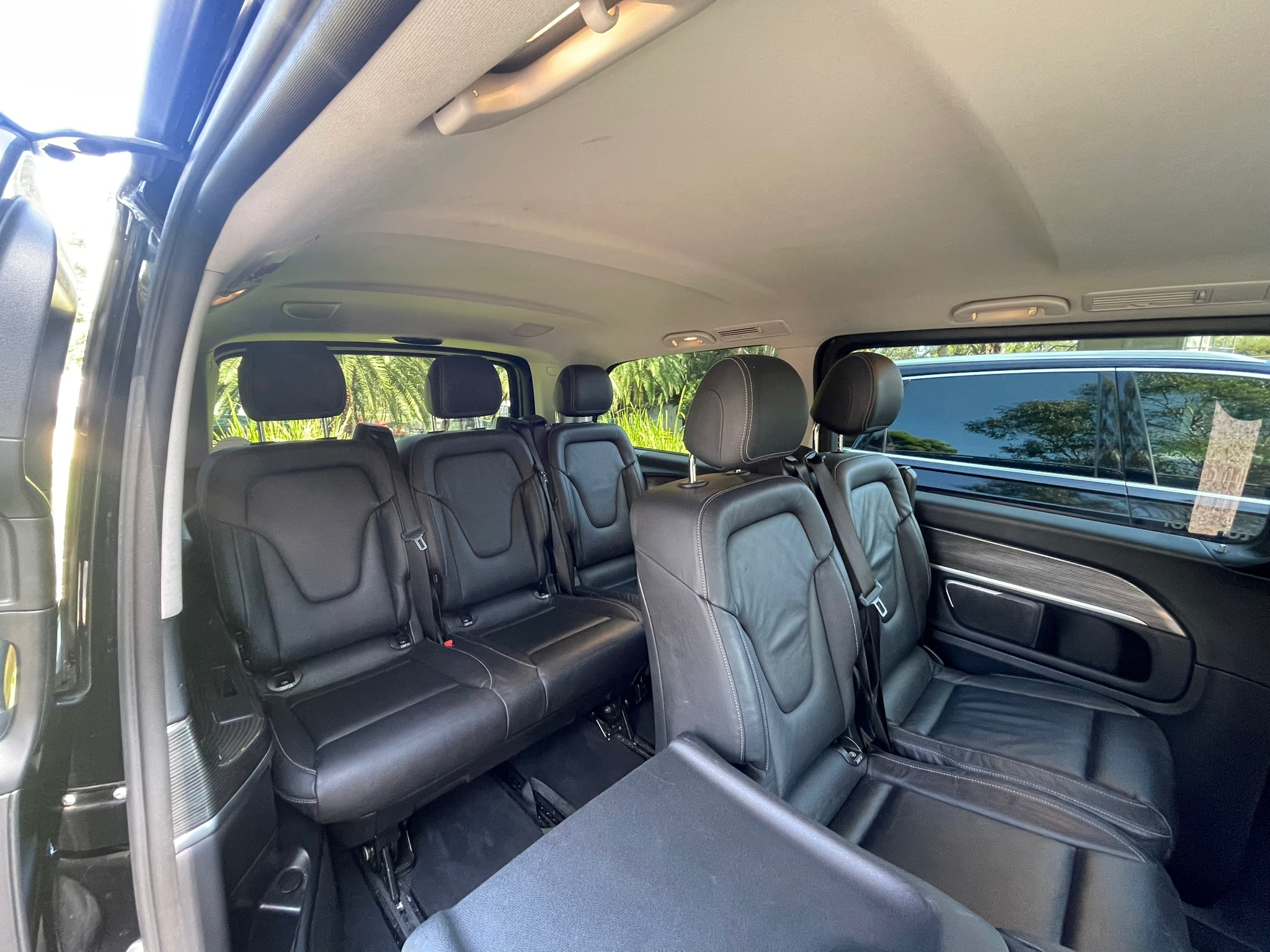 Executive Arrival Transfer: Sydney Airport to Hotel or Cruise Port