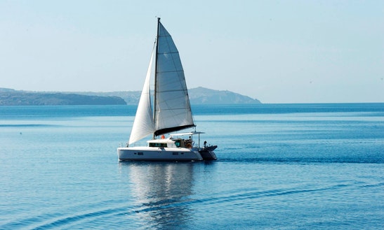 Santorini Finest by Land and Sea the Highlights tour and Catamaran cruise