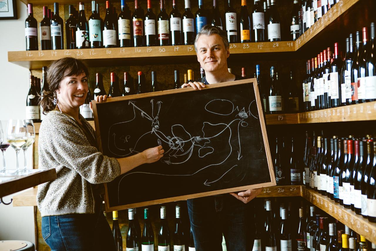 Vine to Glass Private Tour Edition - for 10 people - An interactive Tour About Oregon Wine