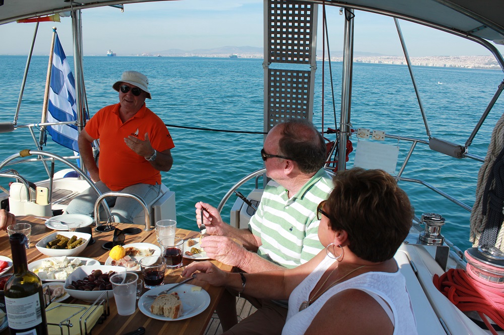 Thessaloniki sailing tour with Captain’s meze 3hr